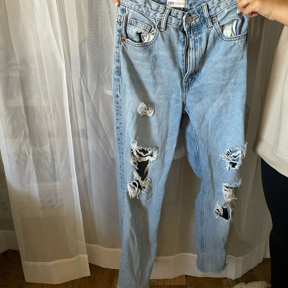 Zara jeans size 2